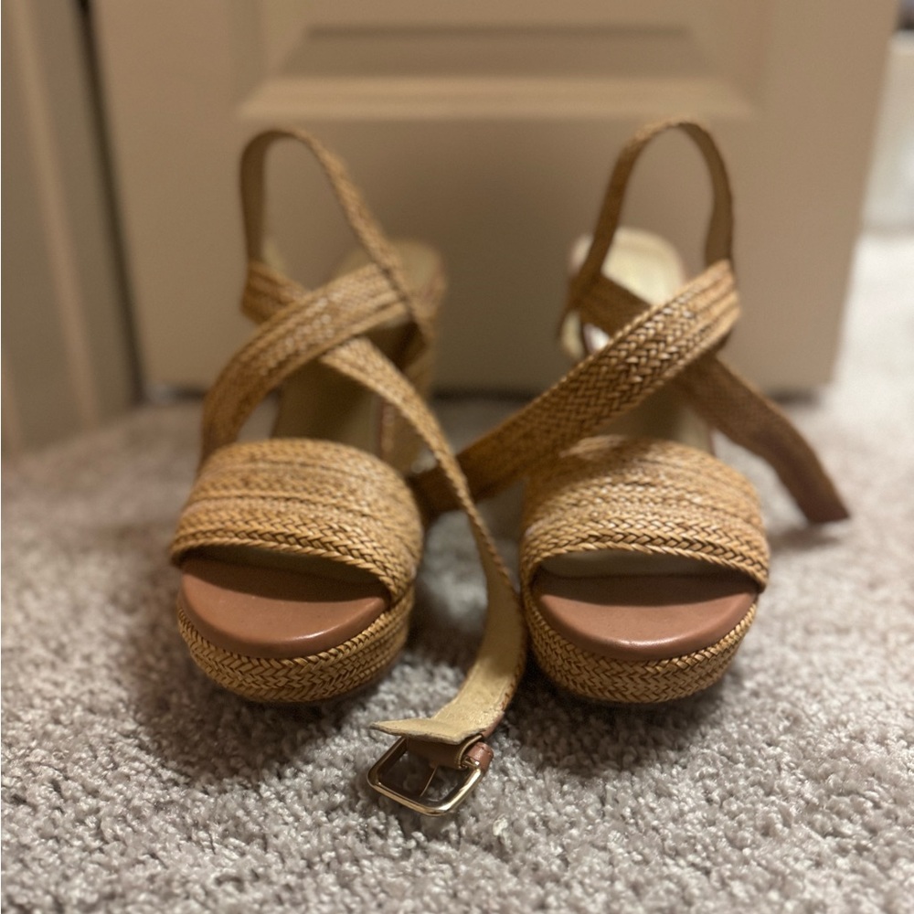 Stuart Weitzman Camal Laniard Wedges sz 8.5
